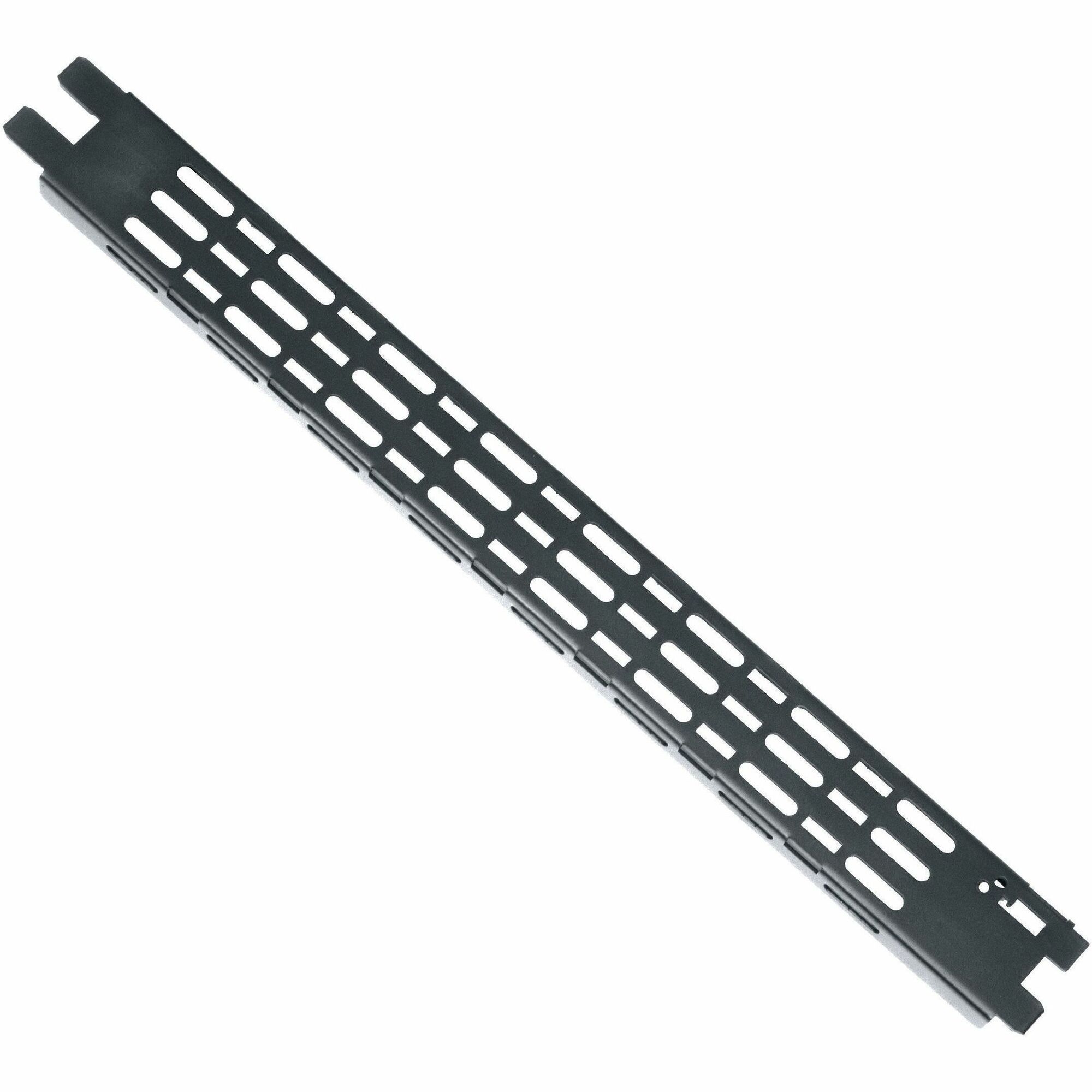 Middle Atlantic Lever Lock Horizontal Channel - 22in Width - No Offset
