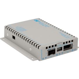 Omnitron Systems 10Gbps Protocol-Transparent Media Converter/Transponder